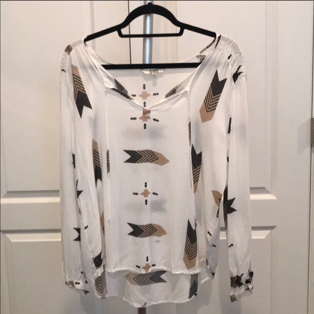 BB Dakota Aztec Top - Open Sleeves Sz. S